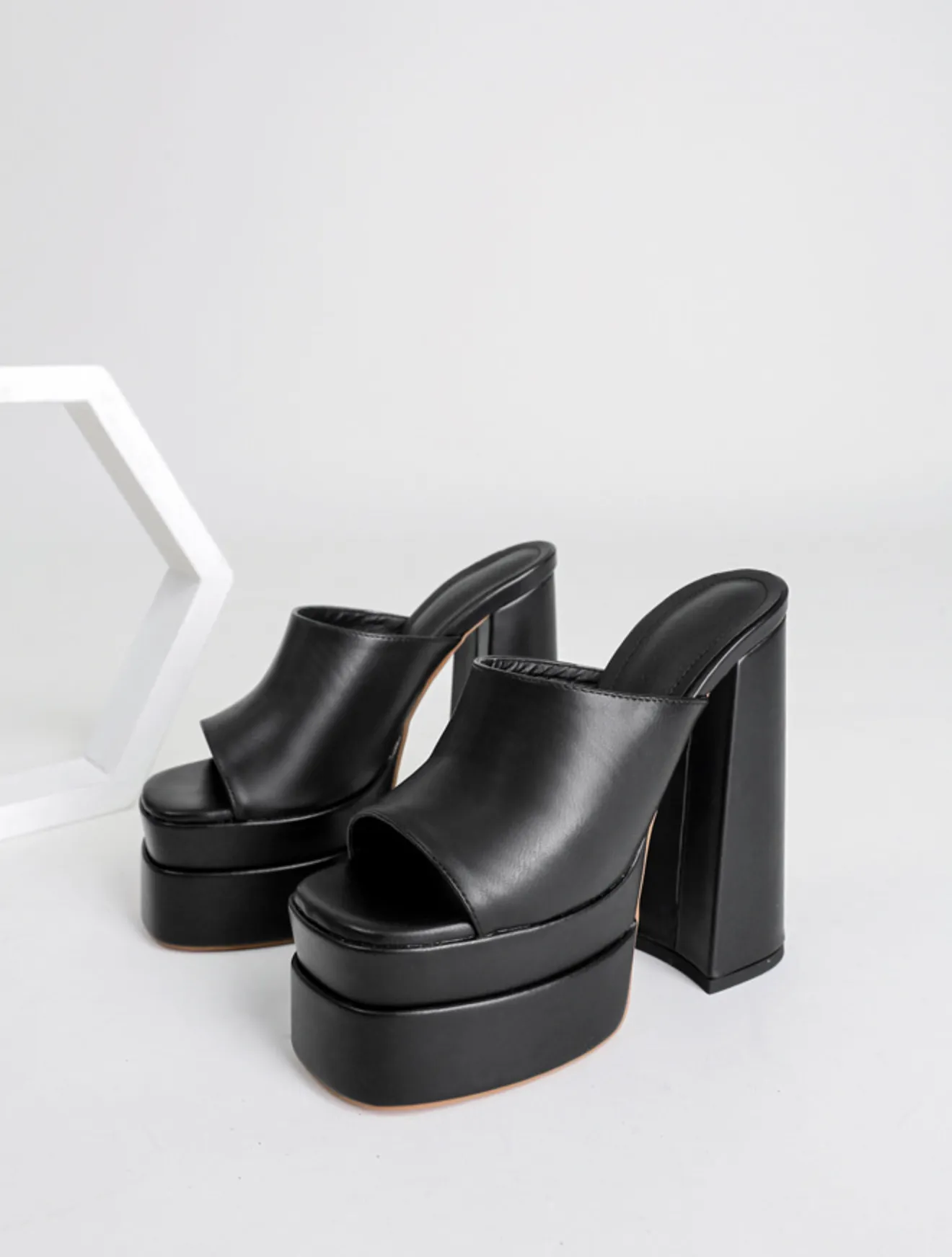 PLATFORM MULES